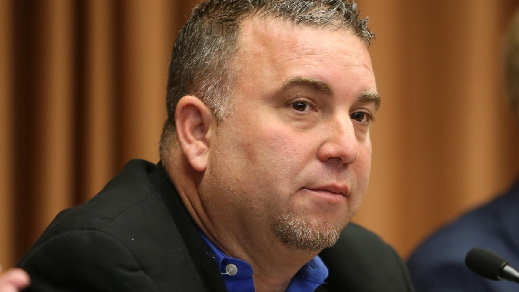 ճܳó explora la idea de usar recursos federales para incrementar pruebas de COVID-19